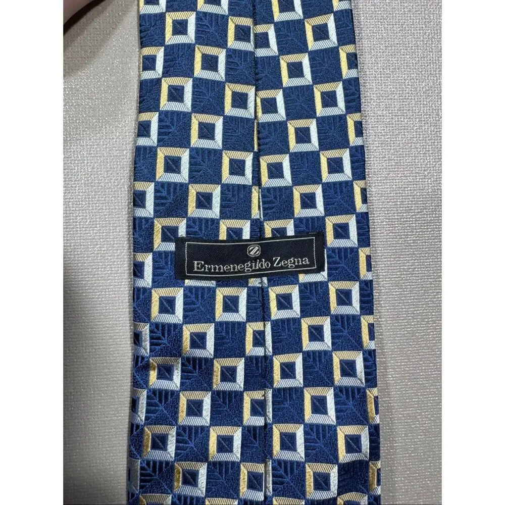 Ermenegildo Zegna measurement photo